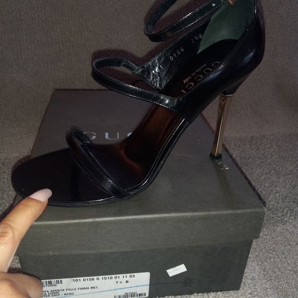 GUCCI HEELS BLACK SZ 7.5 B - Picture 2 of 9